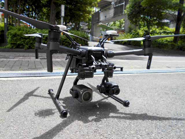 UAV(ﾏﾙﾁｺﾌﾟﾀｰ)を用いた建物外観調査業務開始!!!